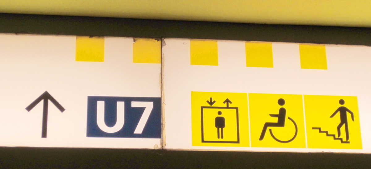 U-Bahn BVG Video u Aufzug